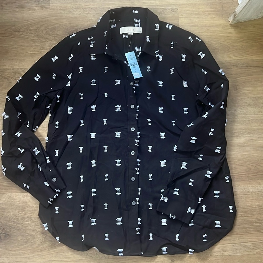 NWT LOFT Clip Everyday Pocket Shirt